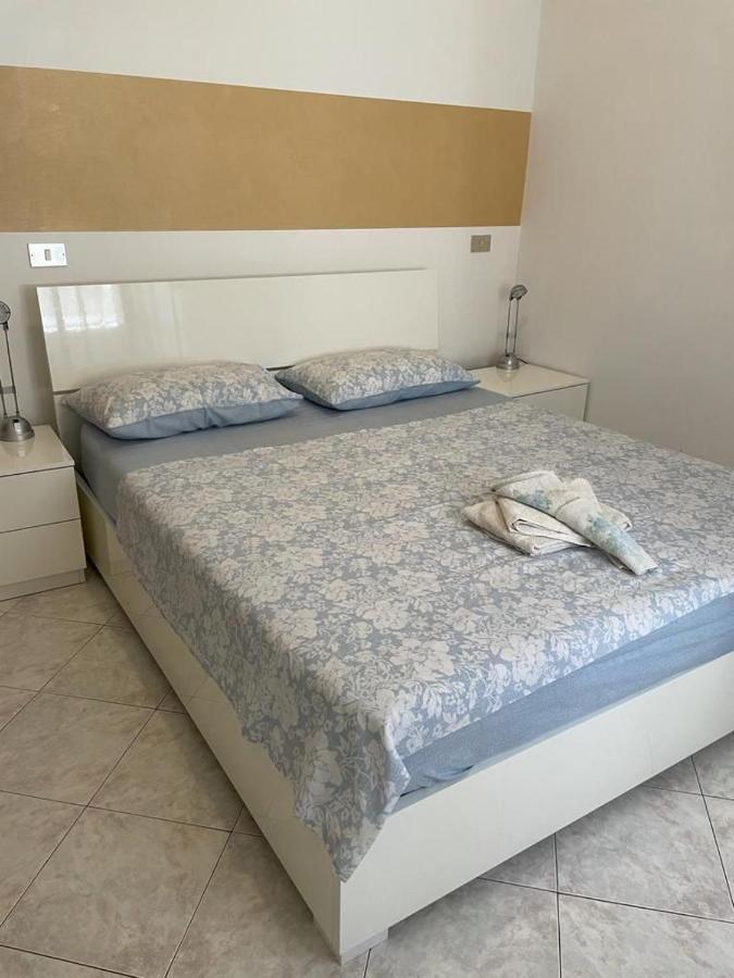 Marilyn House Apartment Desenzano del Garda Exterior photo